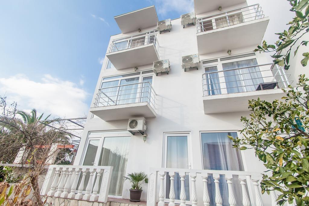 Rooms And Apartments Milana Бар Экстерьер фото