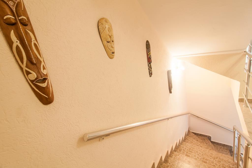 Rooms And Apartments Milana Бар Экстерьер фото