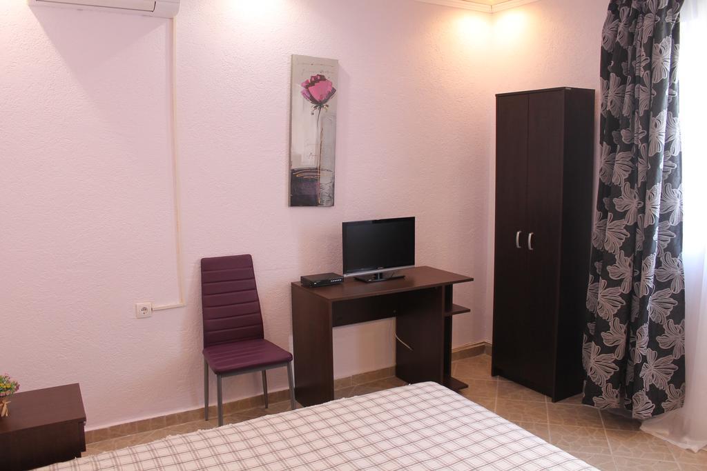 Rooms And Apartments Milana Бар Экстерьер фото