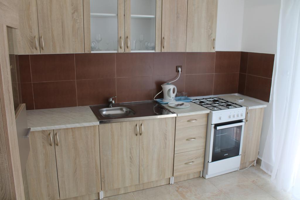 Rooms And Apartments Milana Бар Экстерьер фото