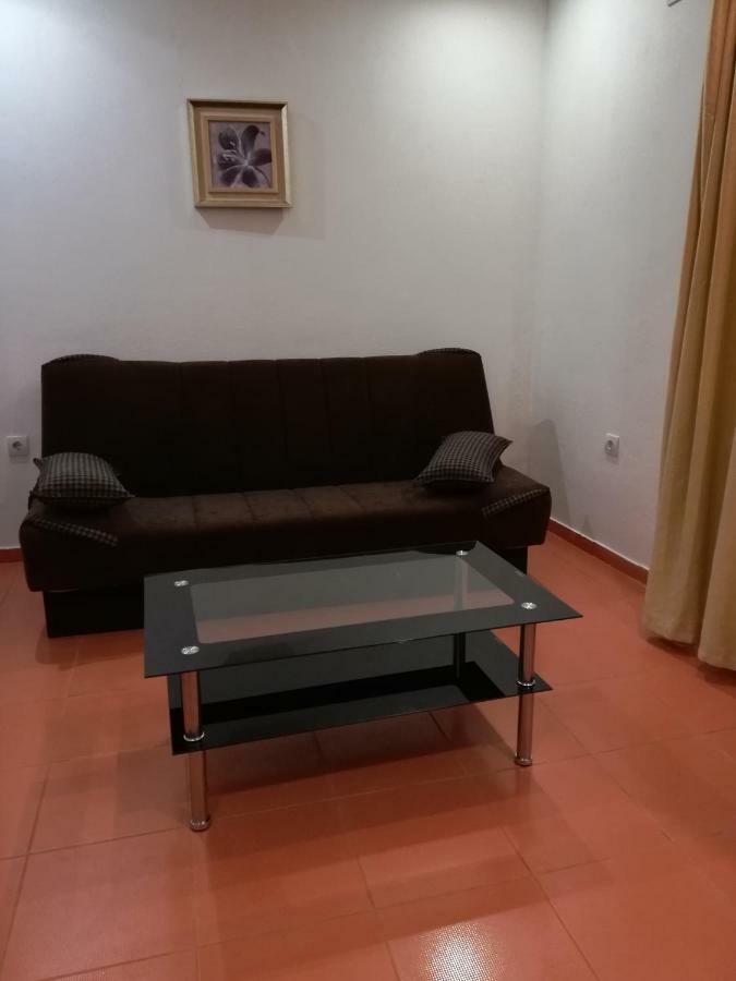 Rooms And Apartments Milana Бар Экстерьер фото
