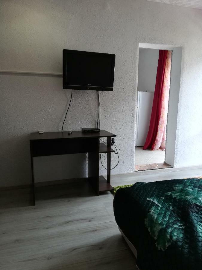 Rooms And Apartments Milana Бар Экстерьер фото