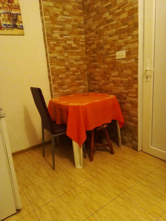 Rooms And Apartments Milana Бар Экстерьер фото