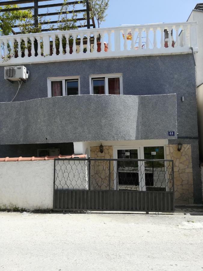 Rooms And Apartments Milana Бар Экстерьер фото